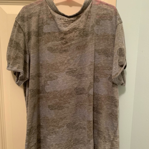 American Eagle Outfitters Camo Cut Out V Top - Picture 3 of 4